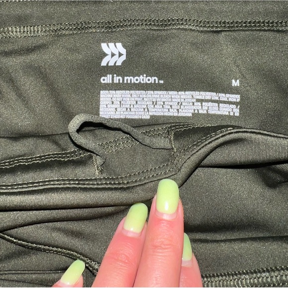 All in Motion Performance Leggings - Picture 5 of 5